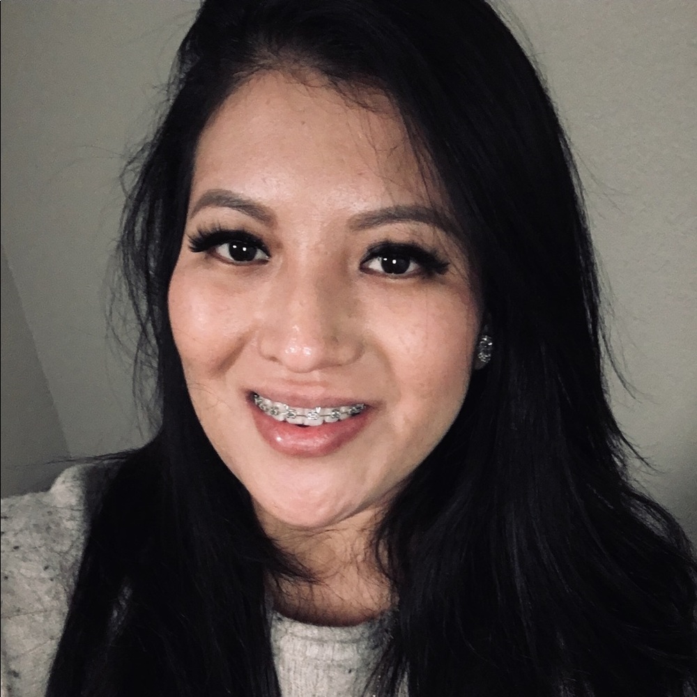 Meet your Posher, Daniela